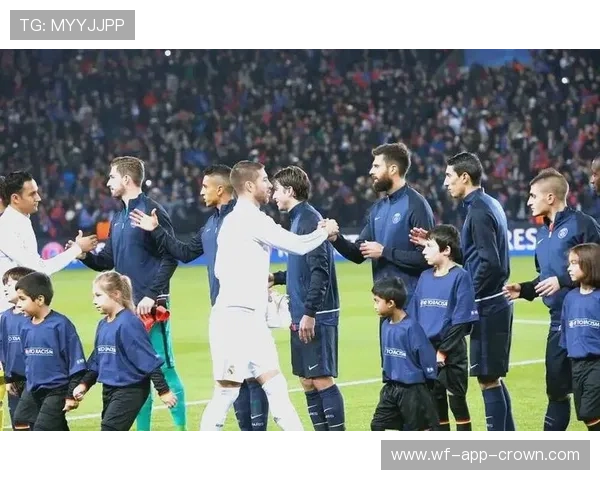 拉莫斯离开皇马加盟巴黎的生涯转折点解析